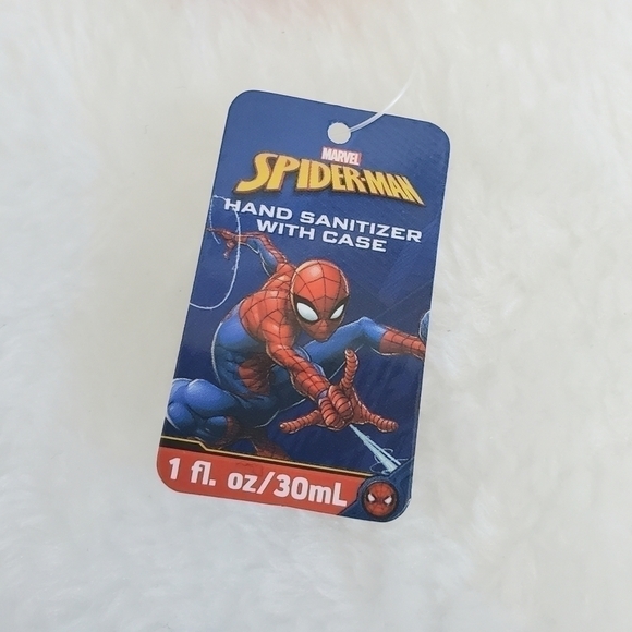 NWT Marvel Spider-Man Hand Sanitizer With Case 4 Piece Gift Set - Picture 10 of 12